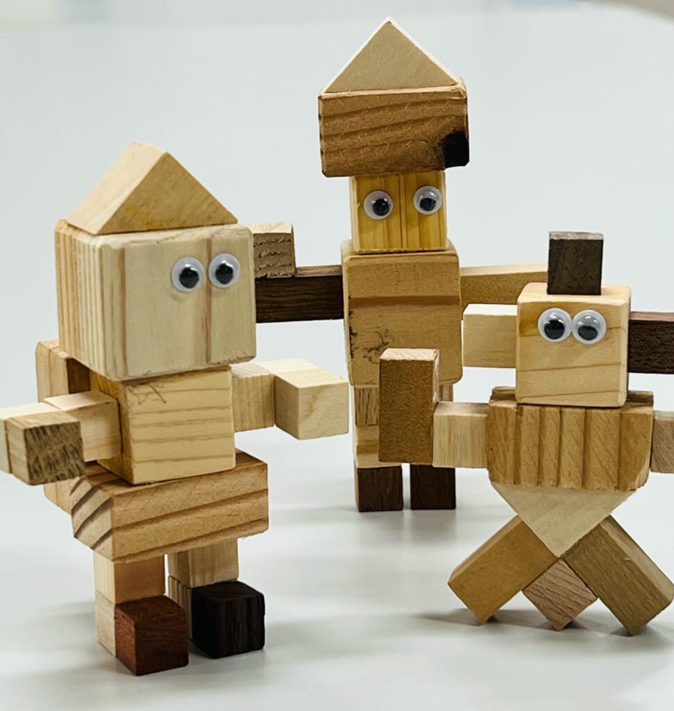 【申込終了】国産材のリユース、木のロボットを立たせよう！