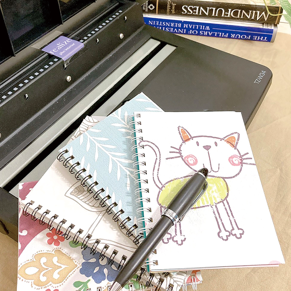 【予告】親子講座「壁紙でつくるオリジナルミニノート」